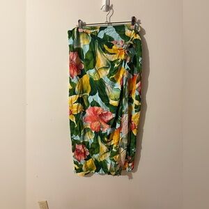 Express Tropical Floral Sarong Size Large‎